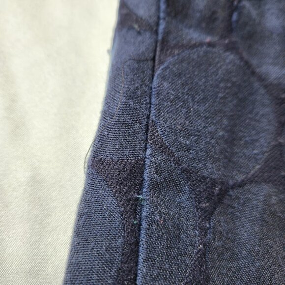 Ann Taylor Dot Jacquard Pencil Skirt | Navy Blue Circles | Size 6 - Picture 7 of 11